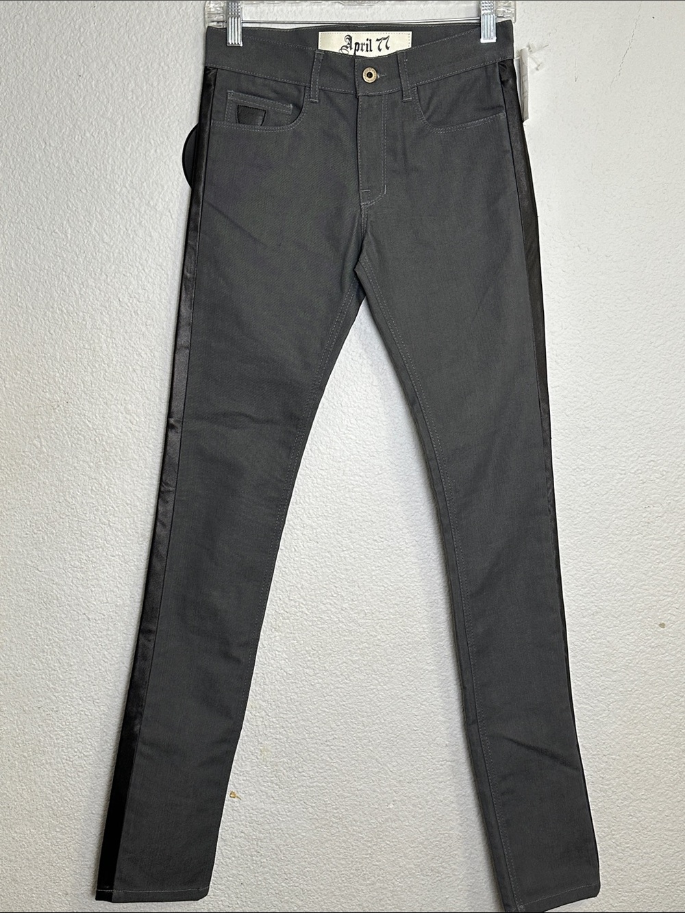 April‎ 77 Denim Joey Munich Tuxedo Skinny Jeans Gray Black Stripe Size 26 NWT